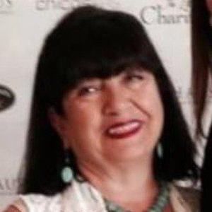 Meet your Posher, Denise